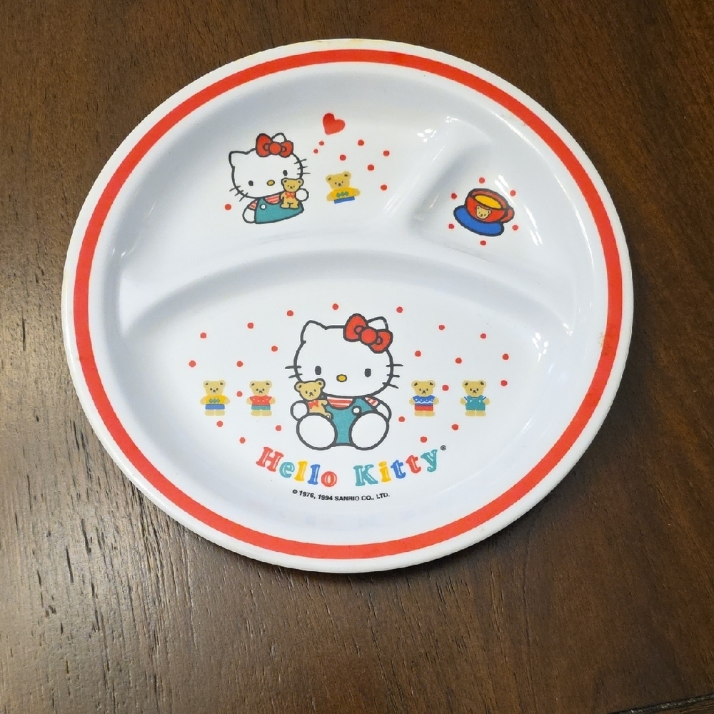 Hello Kitty 3 Section Childs Plate. Vintage .  8.25 Inches.
